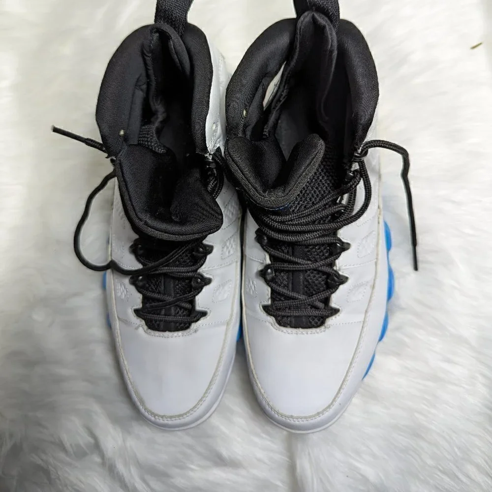 Air Jordan Men's  Style 302370-401 White Blue Size 9.5